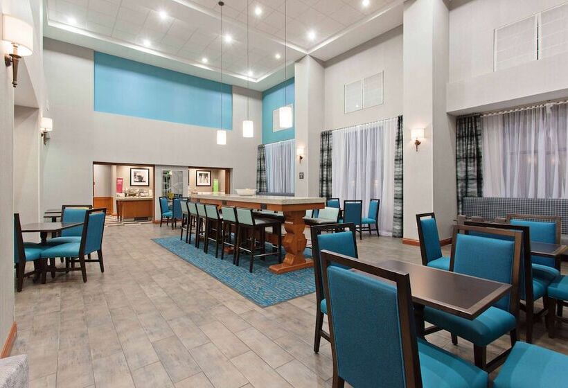 فندق Hampton Inn & Suites Clovisairport North