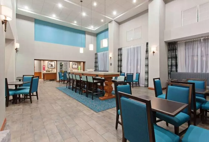 호텔 Hampton Inn & Suites Clovisairport North