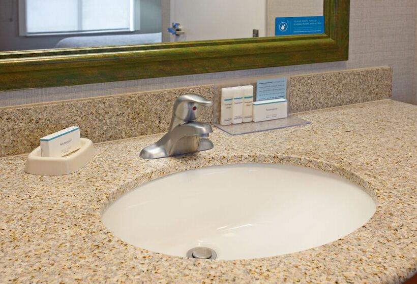 فندق Hampton Inn & Suites Clovisairport North