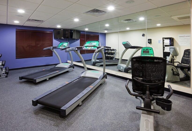 فندق Holiday Inn Express And Suites Rochester West Medical Center, An Ihg