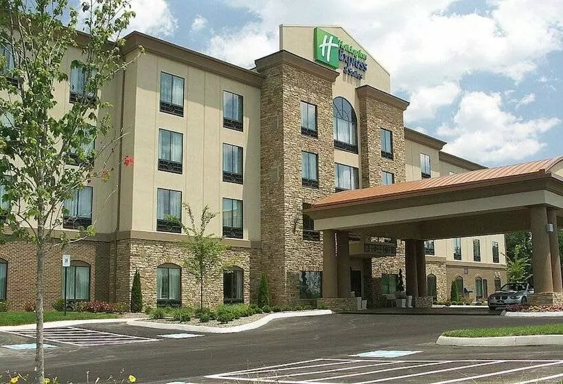 Отель Holiday Inn Express & Suites Cleveland Northwest, An Ihg