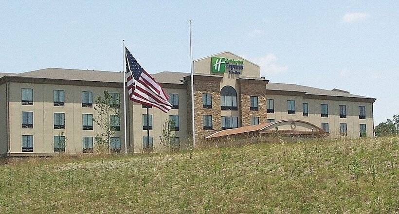 酒店 Holiday Inn Express & Suites Cleveland Northwest, An Ihg