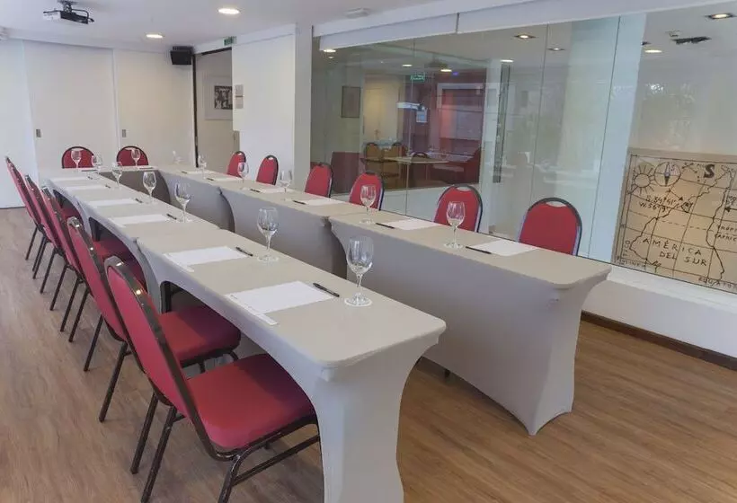 호텔 Intercity Montevideo