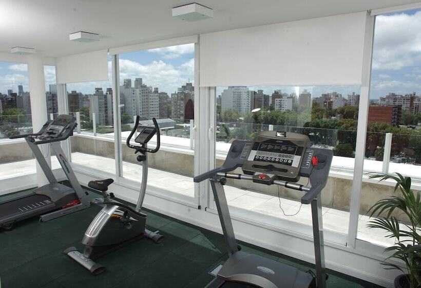 ホテル Intercity Montevideo