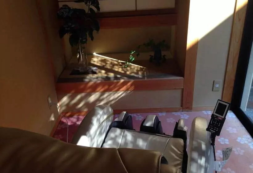 Отель Kawakamiya Kasuitei