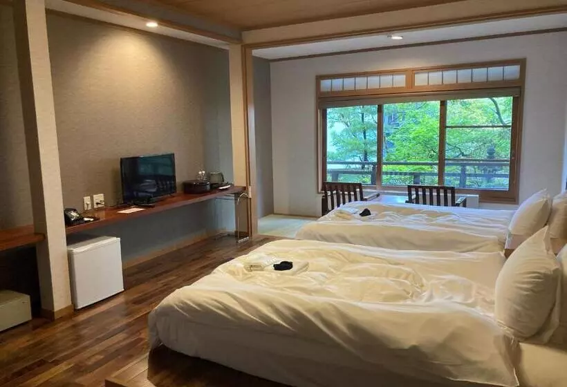 Kusatsu Onsen Kusatsu Hotel1913