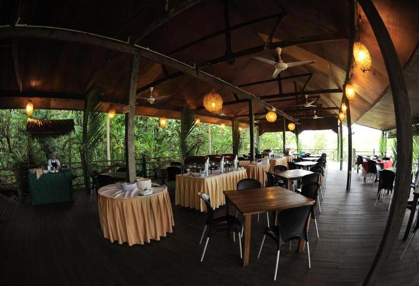 בית מלון כפרי Permai Rainforest Resort