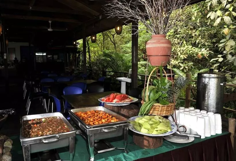 בית מלון כפרי Permai Rainforest Resort