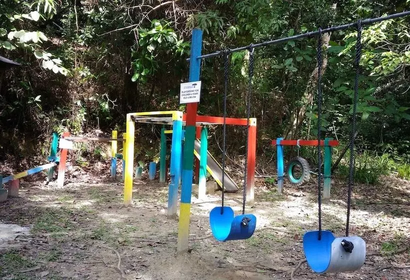 בית מלון כפרי Permai Rainforest Resort