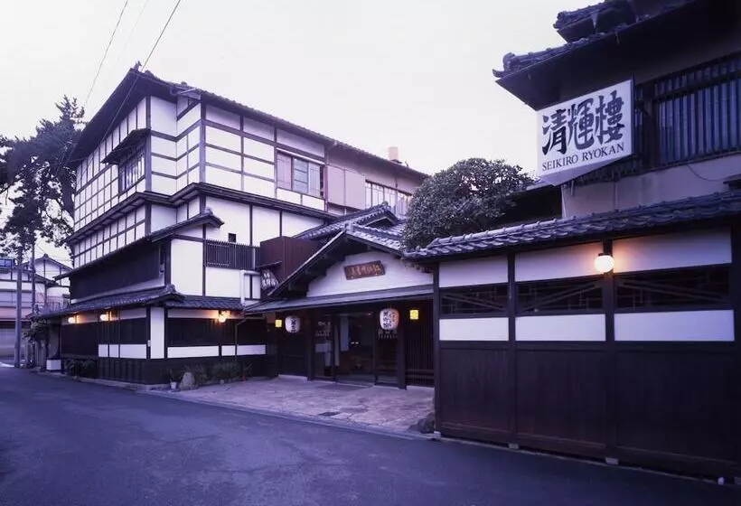 Hotel Seikiro Ryokan Historical Museum