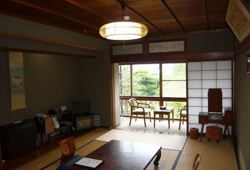 فندق Seikiro Ryokan Historical Museum