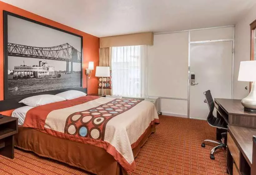هتل Super 8 By Wyndham Baton Rouge/i10