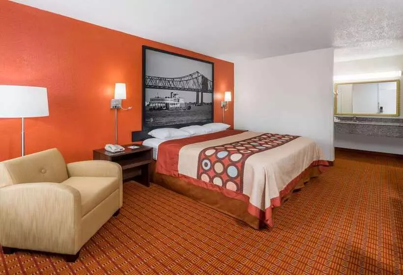 هتل Super 8 By Wyndham Baton Rouge/i10