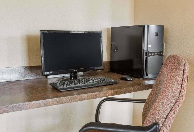 ホテル Super 8 By Wyndham Baton Rouge/i10