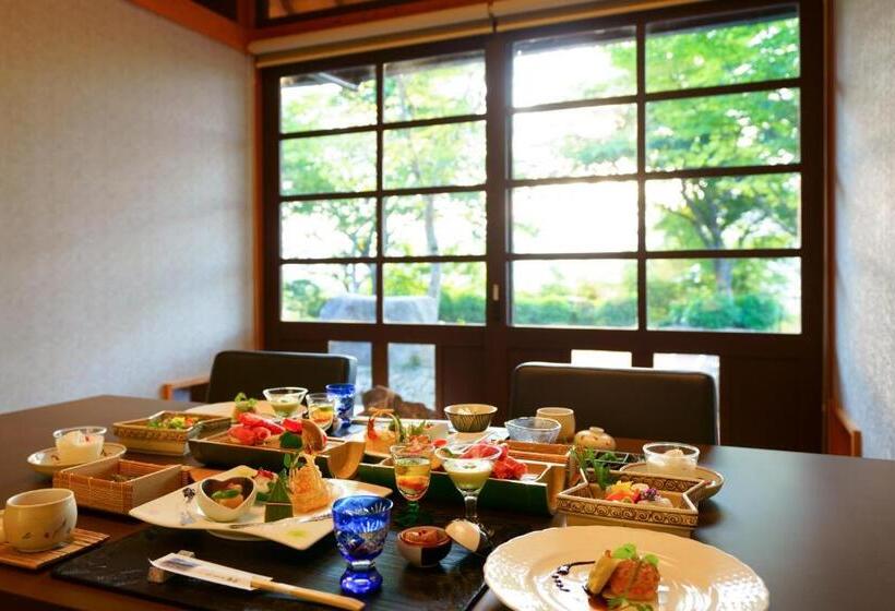 בית מלון כפרי Baien