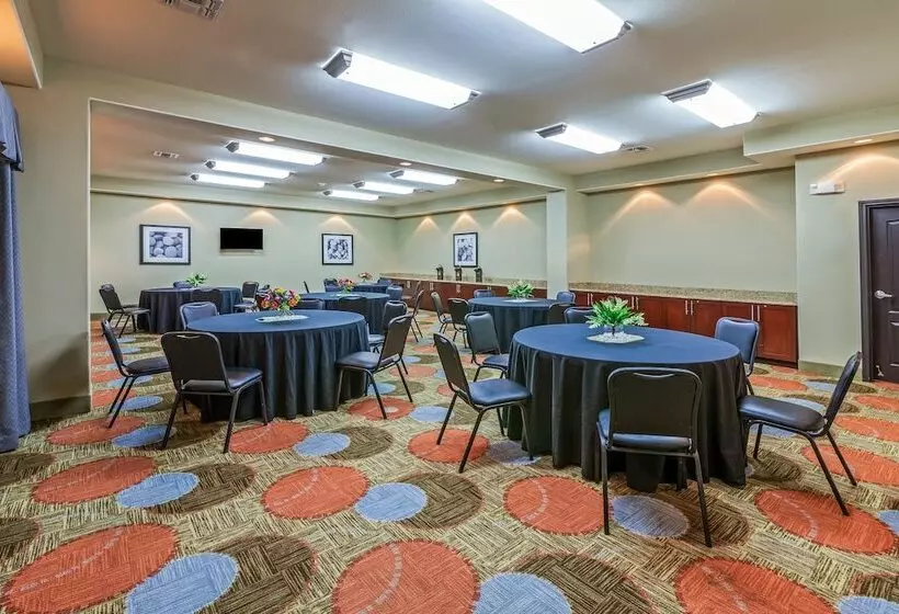 Staybridge Suites Amarillo Western Crossing, An Ihg