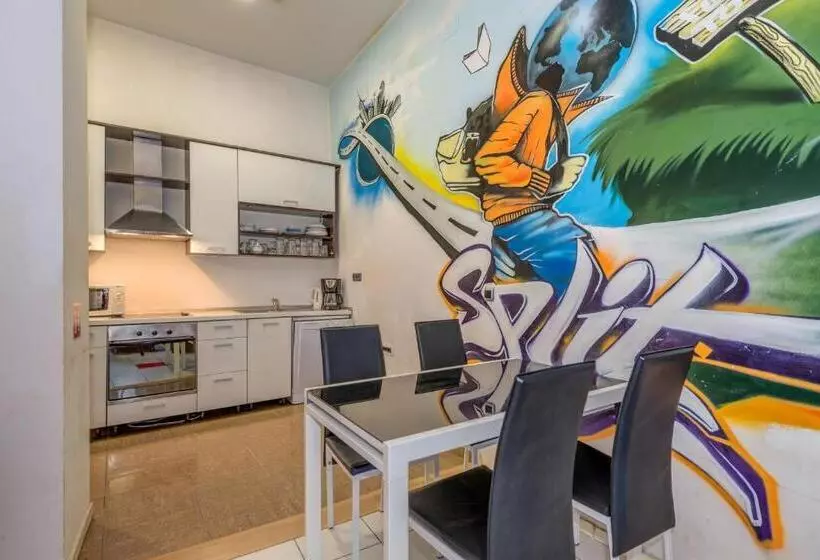 Adriatic Hostel Youth Only