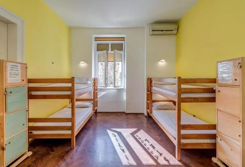 Adriatic Hostel Youth Only