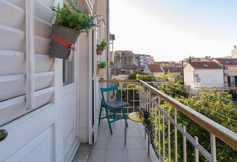 Hostel Split Backpackers