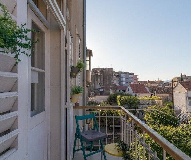 Hostel Split Backpackers