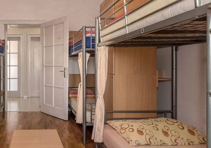 Hostel Split Backpackers