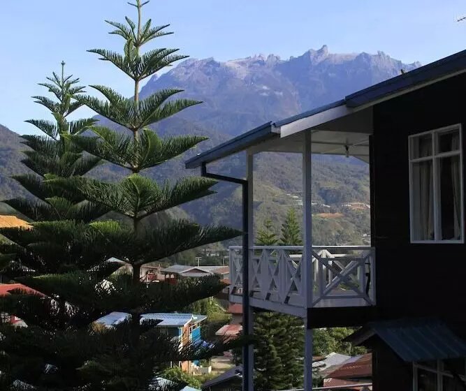 酒店 Kinabalu Pine Resorts