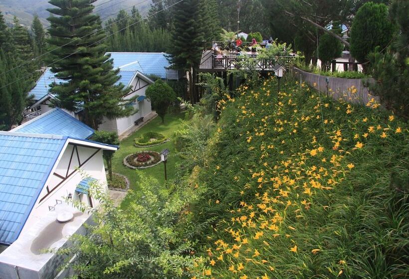 호텔 Kinabalu Pine Resorts