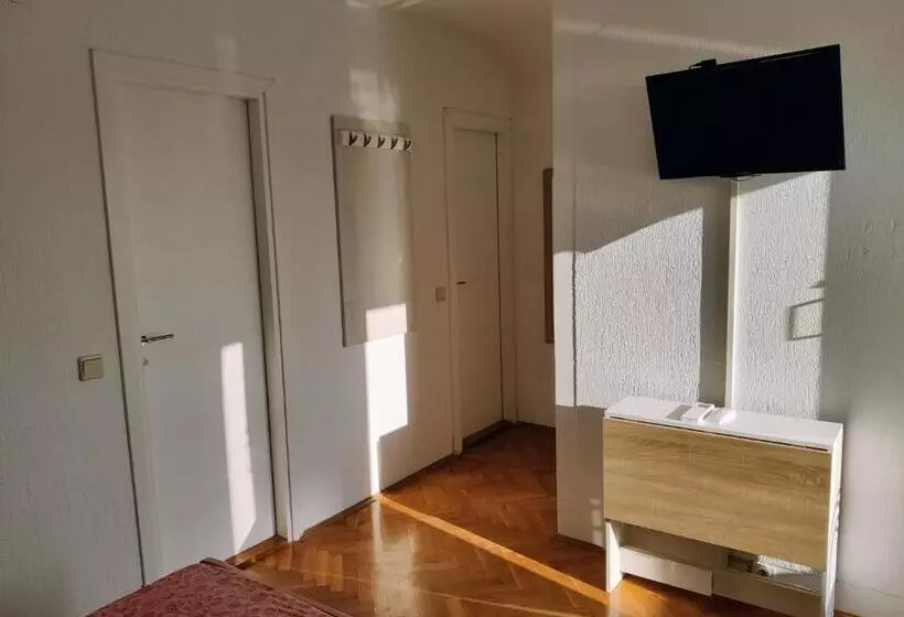 هتل La Casa Di Elisa