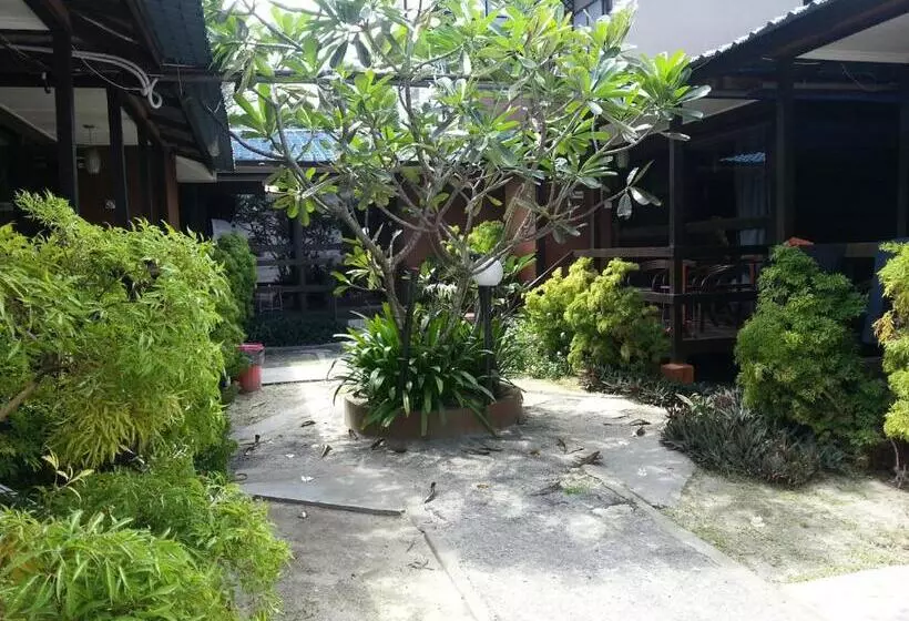 בית מלון כפרי Nipah Bay Villa