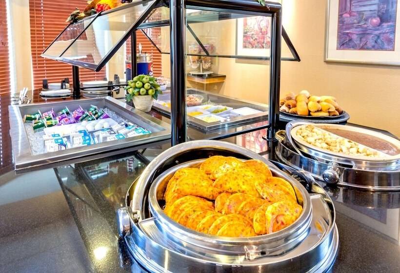 هتل Staybridge Suites Brownsville, An Ihg