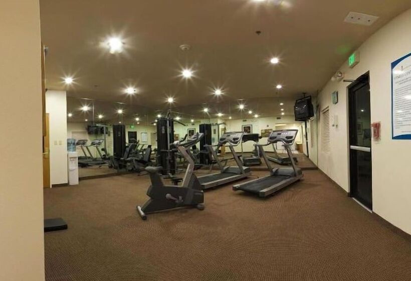 هتل Staybridge Suites Brownsville, An Ihg