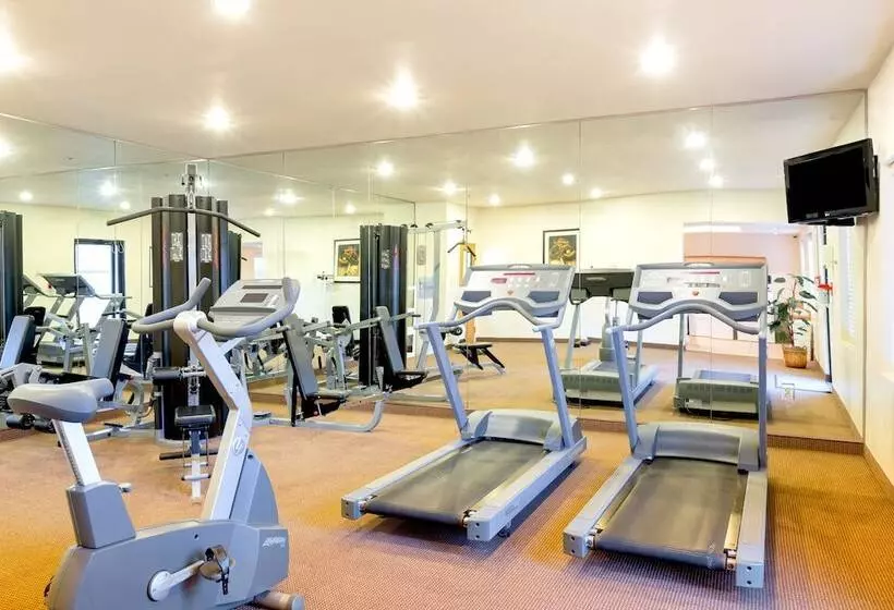 호텔 Staybridge Suites Brownsville, An Ihg