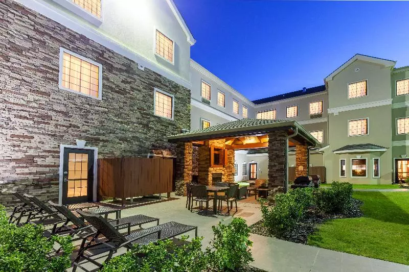 Отель Staybridge Suites Tyler University Area, An Ihg