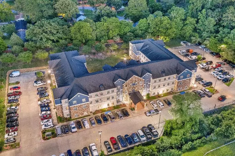 Отель Staybridge Suites Tyler University Area, An Ihg
