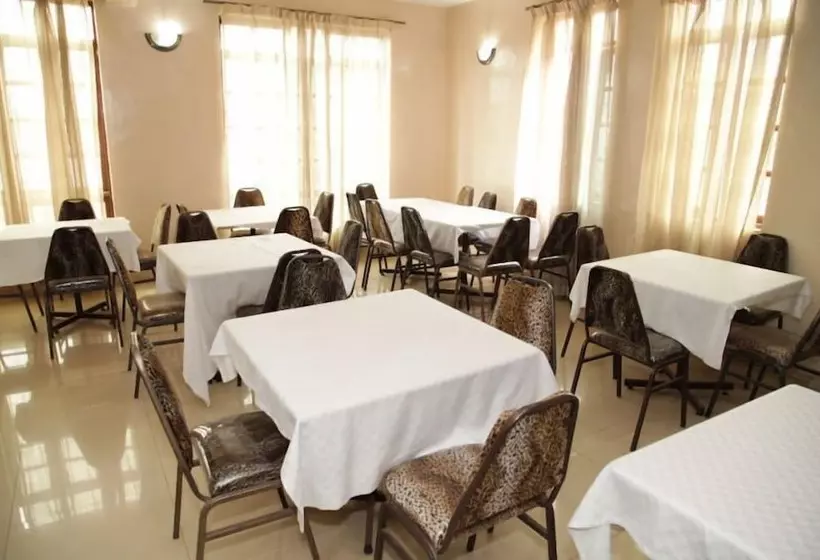 هتل The Headquarters Inn