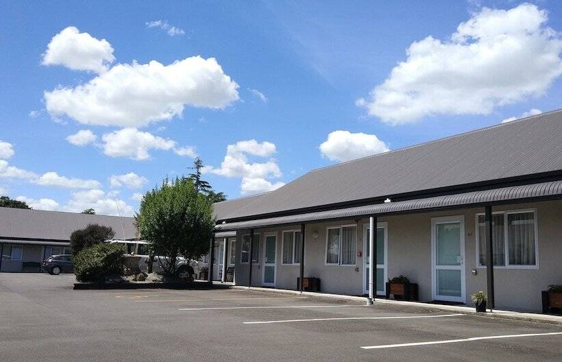 מוטל Braemar Motor Lodge