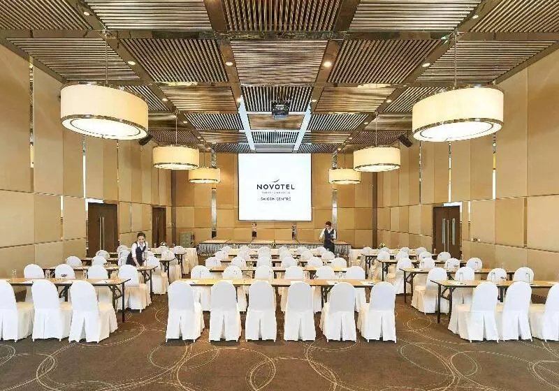 Novotel Saigon Centre