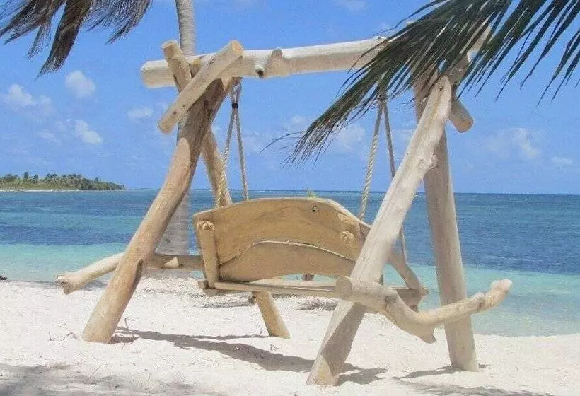 هتل Cabañas Ecoturisticas Costa Maya