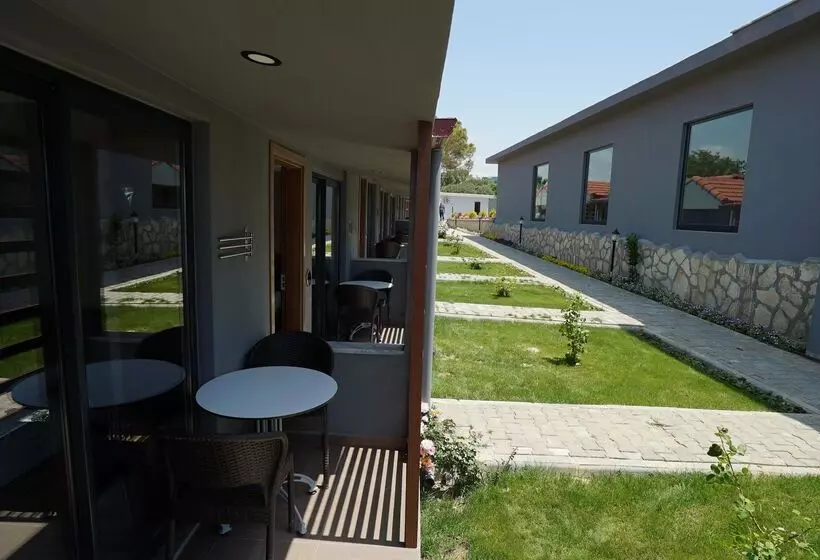 Adora Calma Beach Hotel