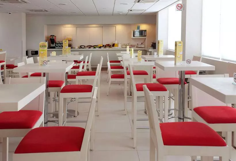 호텔 City Express Poza Rica