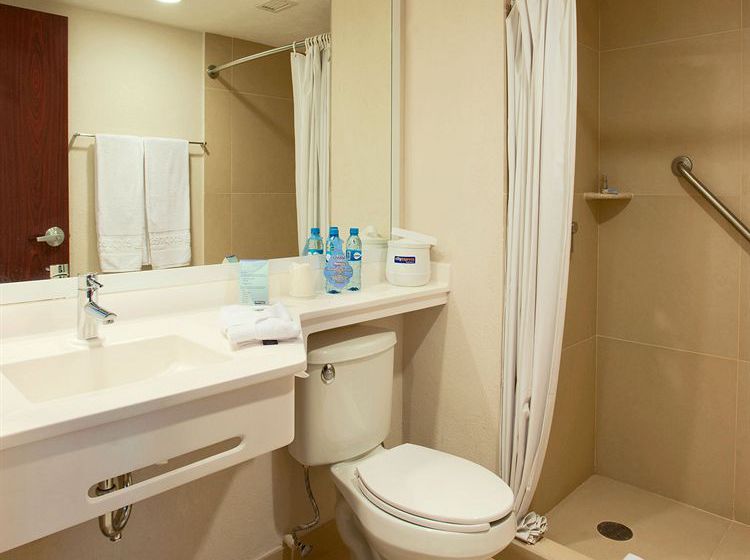 호텔 City Express Poza Rica