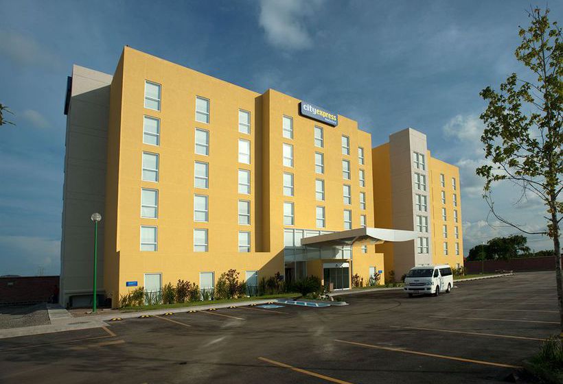 호텔 City Express Poza Rica