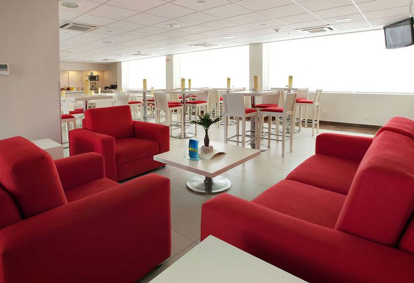 호텔 City Express Poza Rica