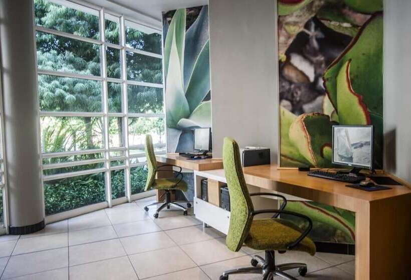 فندق Garden Court Morningside Sandton