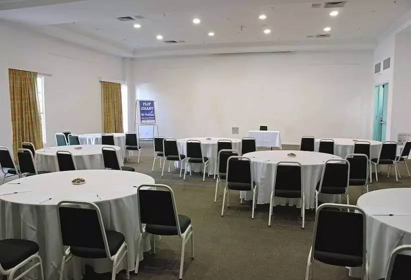 Vitória Hotel Convention Indaiatuba