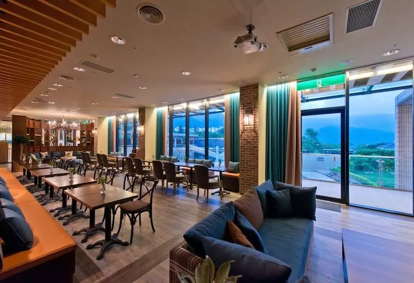 هتل Yang Ming Shan Tien Lai Resort & Spa