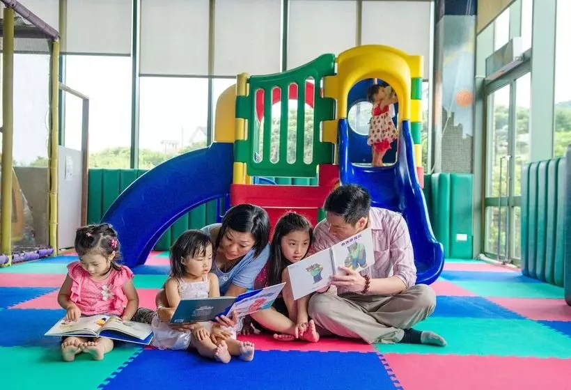 هتل Yang Ming Shan Tien Lai Resort & Spa