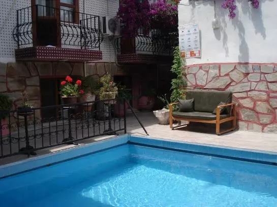 Пансион Sezgins Boutique Pansion