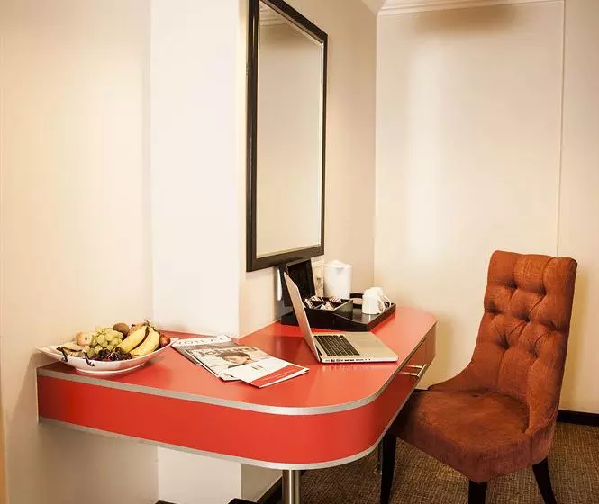 Отель The Soweto & Conference Centre