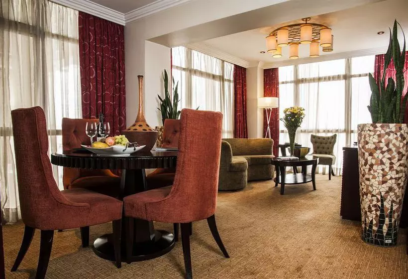 Отель The Soweto & Conference Centre